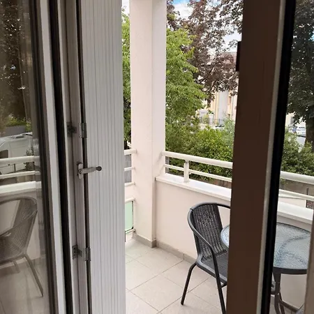 Cozy With A Quiet Balcony - Near Center Apartment Annecy